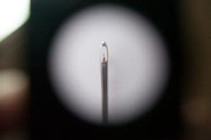 Кто в Москве - на ВДНХ, в павильоне Армении, есть маленький музей Эдуарда Казаряна. Был, во всяком случае.