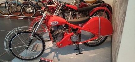 Вспоминаем Jawa – малоизвестные факты о самых популярных в СССР мотоциклах