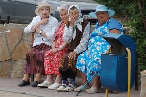 А к нам так и не заехал.