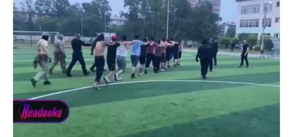 Музыки не хватает.