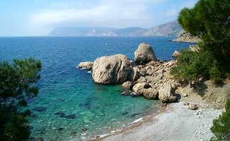 Ну пляжи разные бывают. В Крыму таких много например.