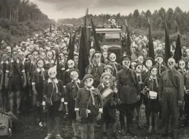 "Острова Идзу, Япония." Каким хером учения Осоавиахима в Японию занесло? Пионеры компас потеряли?