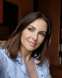 Она мне напоминает по типажу Ольгу Фадееву