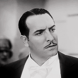 15 человек, которые навели в салоне красоту, а так и не скажешь