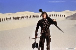 Великолепна.  И актер намного лучше - Шааламе подходит на роль 16-ти летнего субтильного подростка, что просто тверд характером. Защита его необходима - он слаб телом. А 24-ти летний 185-ти сантиметровый, широкоплечий Маклахлен сам защитит кого хочешь. Интриги нет.