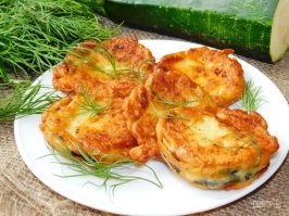 К пиву хорош кабачок в кляре. Кляр бодяжить поострее и будет закусон (кабасон?)