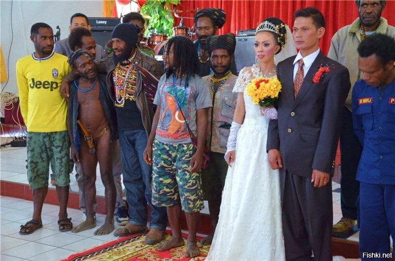 Когда на свадьбу приехали родственники из деревни