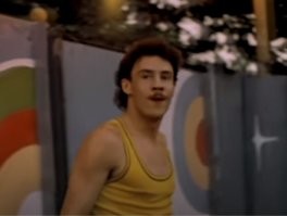 А я его вот с этим спутал из Маленькой Веры.