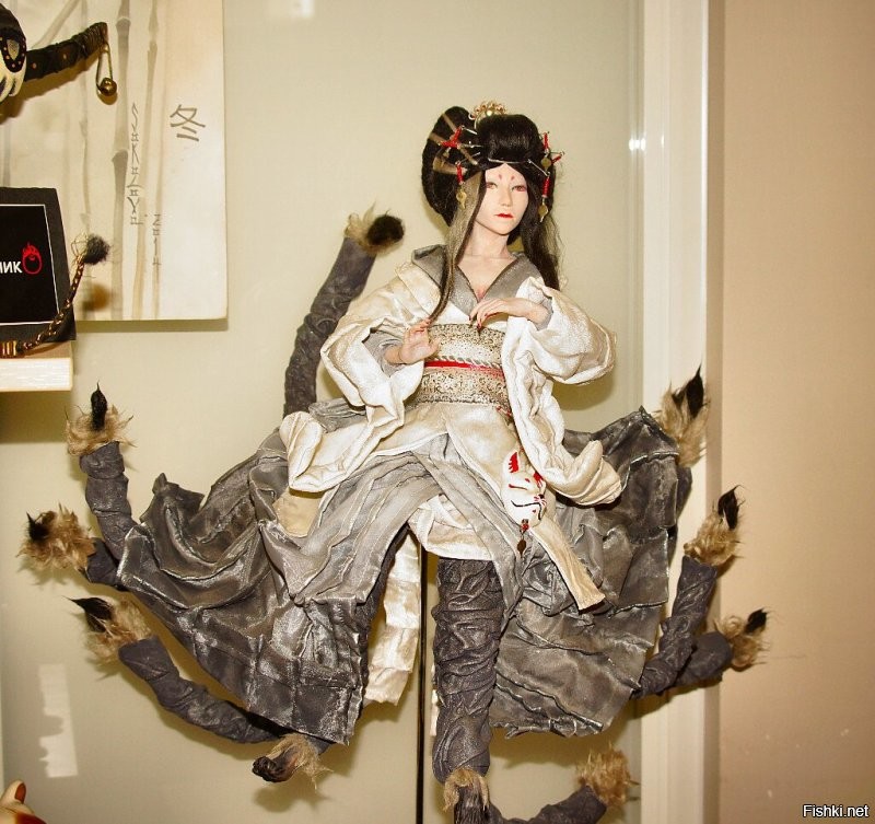 Японцы вообще много кого напридумывали... Был на выставке японских кукол... Там очень много интересного узнал. ..