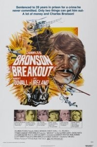 Фильм "Побег" 1975 год  с Чарльзом Бронсоном.

Бесстрашный лётчик Ник Колтон берётся за непростую задачу   организовать побег из мексиканской тюрьмы американца Джея Вагнера. Жена Вагнера наняла Колтона за 50 тысяч долларов. Это её единственный шанс спасти мужа, осуждённого на 28 лет тюремного заключения за преступление, которого он не совершал.