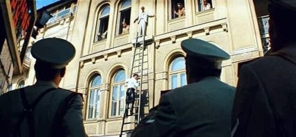 - Господин полковник, позвольте мне.
- Попробуйте, атаман.