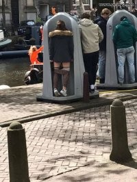 Европа. Толчок. Улица.