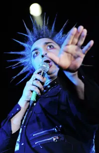 На Руси завсегда очинно тщательно к выбору именов относился! Однако и поговорка не зря: хоть Горшком назови, токма в печь не сажай! Мудрысть вековая, исконная! От отцов есть пошла речь отеческая, а от матерей - матерная! Истину вам глаголю!