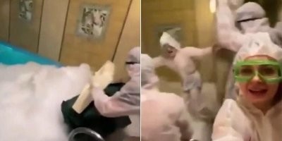 Любопытный факт - любой газ кроме воздуха подойдет  Даже кислород.
Углекислота даже лучше и она уже протестирована добровольцами, так что с правозащитниками проблем быть не должно (кстати что за бл#цкие права могут быть нарушены у смертника?):