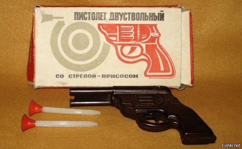 В Санкт-Петербурге задержали "острого козырька", который размахивал пистолетом из окна автомобиля