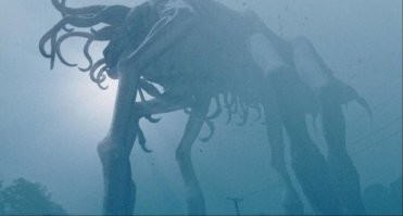 Когда-нибудь этот нефтяной "оазис" провалится в подземные пустоты, если до того не полыхнёт синим пламенем, окутав полмира чёрной мглой...