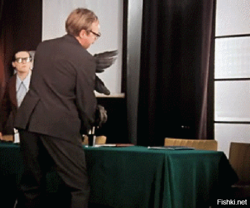 Не ищите здесь смысл. Здесь в основном маразм