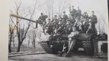 Это мое подразделение. 1995 год. Курсанты военного училища.