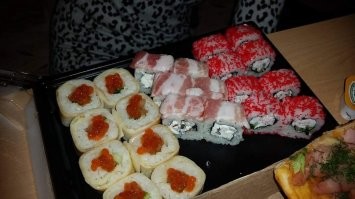 ​Роллы с колбасой и суши-драники: 15 фото о том, как бы выглядели суши на русский лад