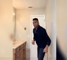 Домашнюю обезьяну увидел, а блогер где?