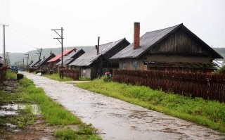 Тоже Китай. Это к слову о другой вселенной.