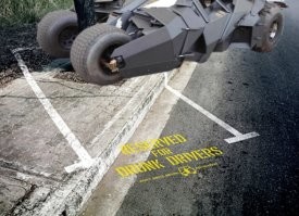 Мужчина развалил гараж соседа, пытаясь скрыться от ДПСников