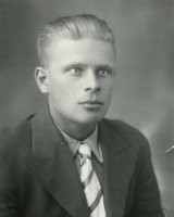 Всего 94 кг. Как дошел-то , бедняга такой худенький