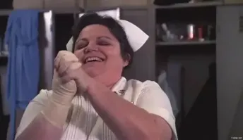 Пришёл просто отремонтировать очки,а тут тебя нагнули,связали....)))