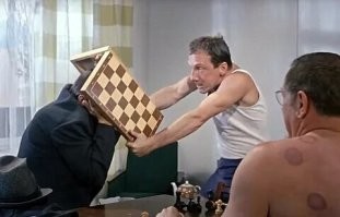 Порция свежих демотиваторов