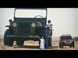 Это из коллекции радужного шейха(он как то купил мерседесов С класса всех цветов радуги). Это у него не первый гигантский авто. В его коллекции нет ни одного спорткара.
