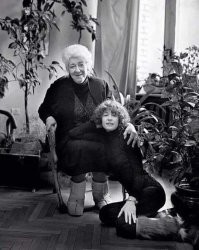 Неелова - изумительная... Единственная ученица великой Раневской.. Она только ее признавала...