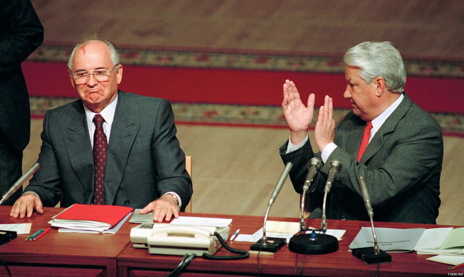Пост президента ссср был введен решением. Горбачев 1991. Горбачев Ельцин Горбачев.