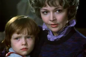 Тоже из Советского кино. Очень страшная роль досталась этой актрисе. Мне кажется пол страны на неё злилось тогда. Но сыграла шикарно.