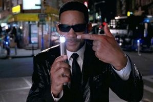 Я за то и говорю. 
Сейчас вы пойдете пить кофе, есть раков в четвертой тентуре. И ни в коем случае не запустите Генезис.