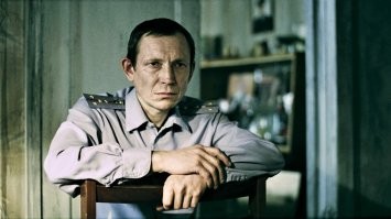 Груз 200...
По мне, так это самый жОсткий фильм про маньяков...