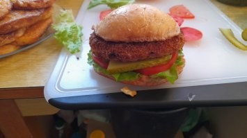 вот настоящая "высокая" кухня 
Екатеринбургер.