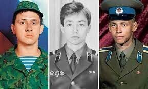 Оказывается, служба в армии ничего не определяет. Николай Расторгуев в армии не служил. Сергей Зверев,Тарзан и Батрутдинов - служили..
