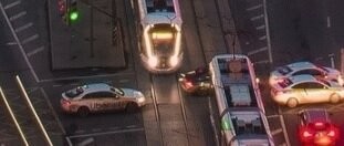 Какой-то странный таймлапс... выборочный... Плюс: кого-то сейчас трамваи раскатают