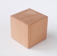 Кстати, это тоже куб. Не тонна. Но обсуждают, судя по всему, одни сантехники.