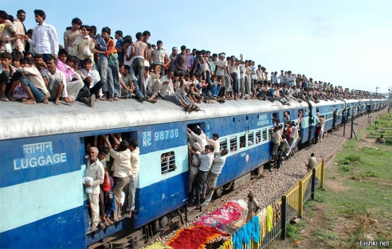 А пока индийские поезда, самые поездатые поезда!