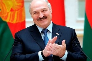 "Мне просто очень грустно!": Слава Комиссаренко узнал о прошлой жизни своей жены из интернета