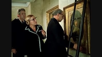 Я уж решил, что Вы про этот "видосик":
Или как раз он для Вас – забугорный?