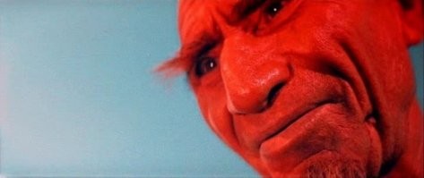 Да и этот товарищ не выделывался. ,