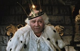 Очень нравится коварный король из "Снежной королевы" ..:-)))