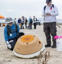В НАСА впервые показали реголит с астероида Бенну