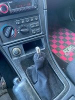 Розочка, наверное, красивая была.