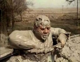 В Хабаровском техникуме преподавателя и студента накрыл мощный поток неприятных вод