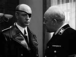 А как же эта роль? Она была неожиданна для амплуа Куравлёва и тоже полюбился зрителям этот его образ.