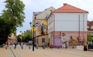 Коты там себя чувствуют ооочень замечательно! И туристам радость.