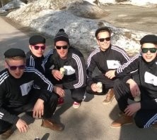 Всегда интересовал вопрос предпочтений этой категории граждан: "Почему Adidas?"